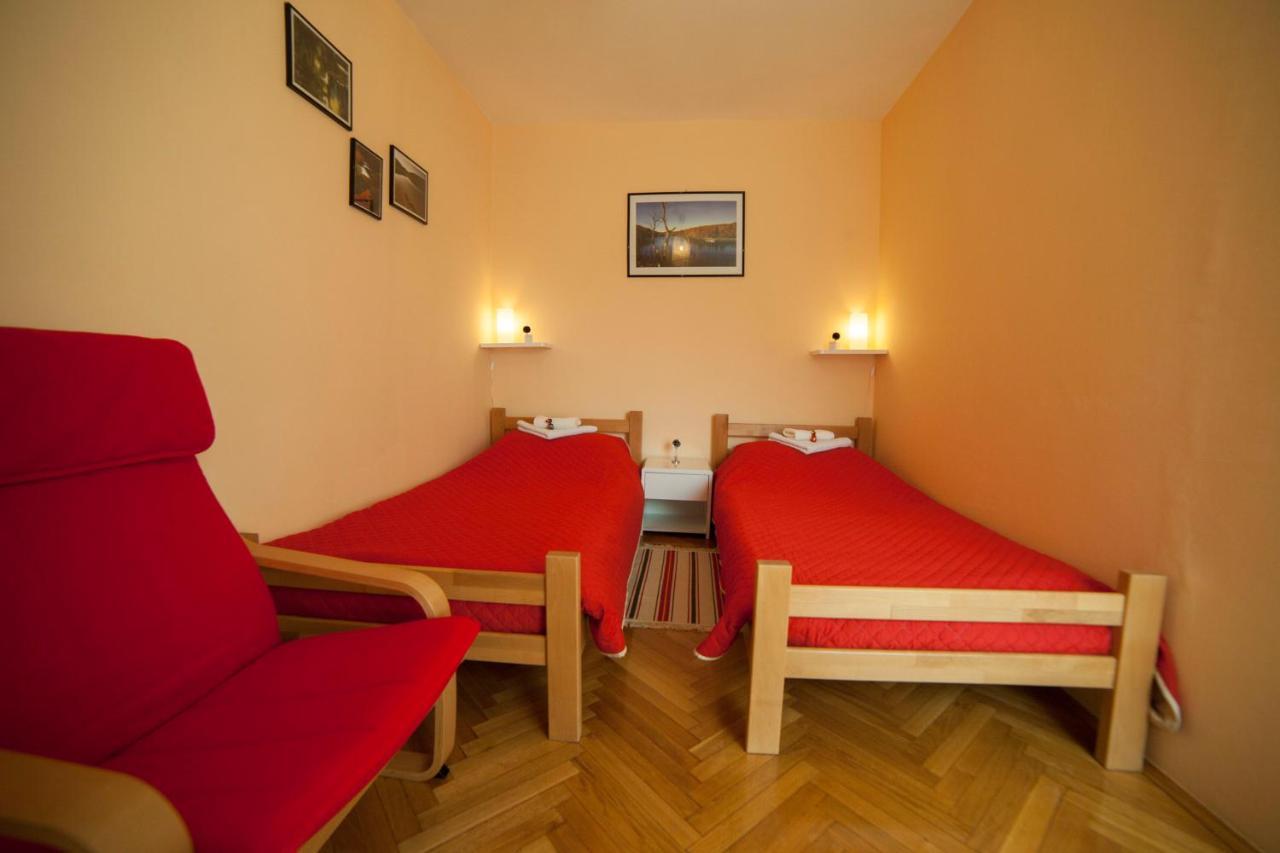 10 Minutes Walk To The Lakes Plitvicka Jezera Exterior photo